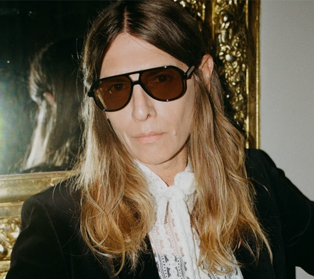 Винтаж, нейлон и культурный анализ – всё в одной оправе