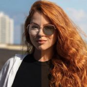 Фотохромные очки: правда ли, что они нужны не только от солнца?